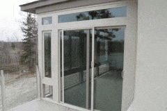 sunroom-sliding-doors-with-beach-rail
